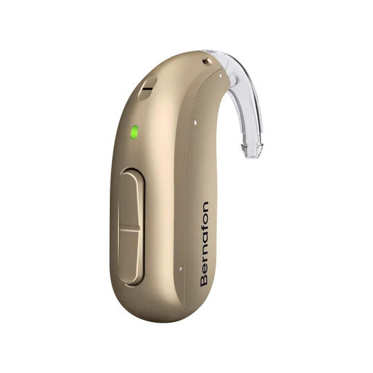 Marcas Bernafon_Encanta_miniBTE_H2-2025_Left_C116StoneBeige_Hook_1200x1200px_Original file