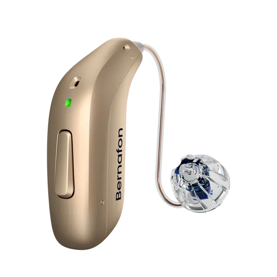 Marcas Bernafon_Encanta_miniRITE_H1-2024_Left_C116StoneBeige_LEDgreen_Speaker60_OpenBassDome_1200x1200px_Original file